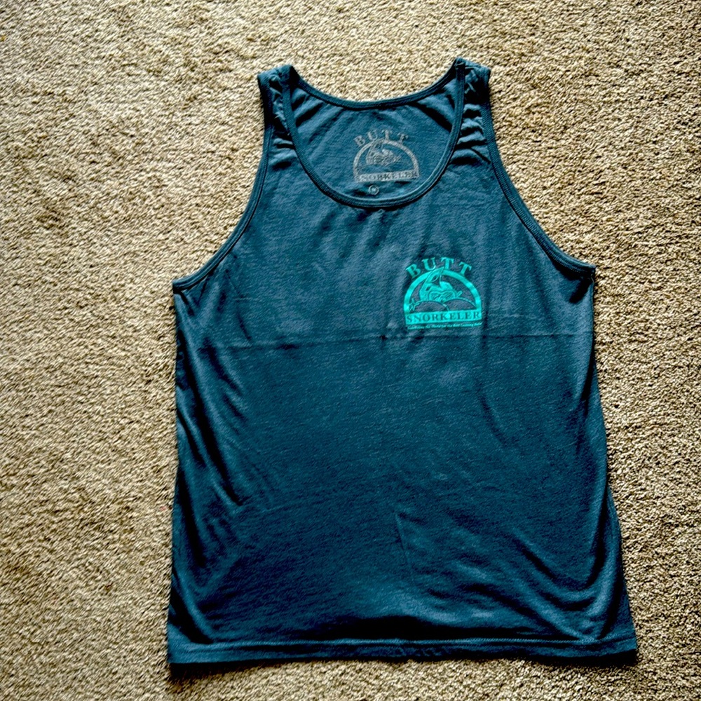 Medium Butt Snoekeler tank. Is what it is!